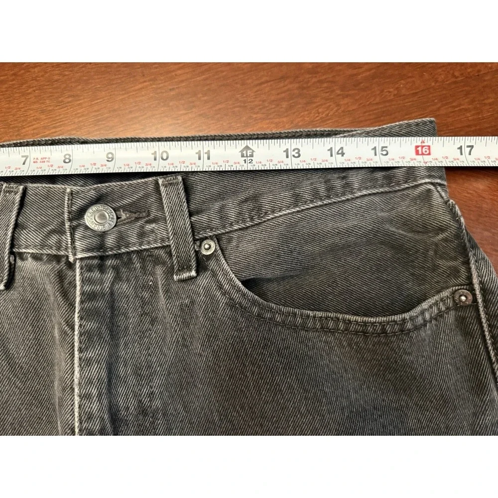 Levis tags these